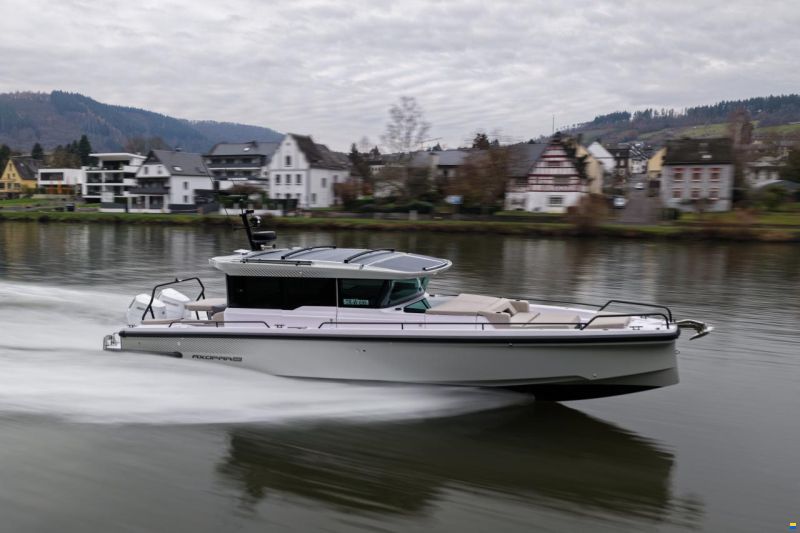 Axopar 37 Cross Cabin - U-Sofa