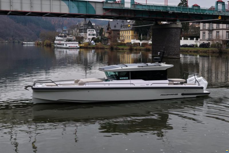 Axopar 37 Cross Cabin - U-Sofa