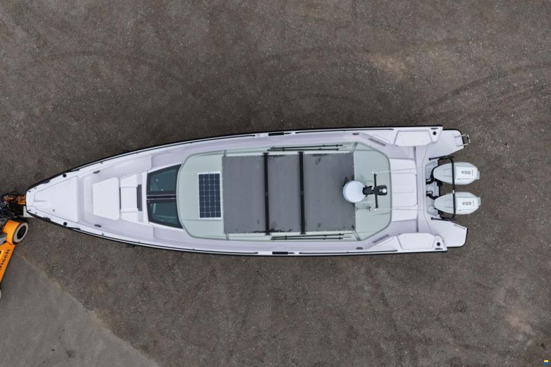 Axopar 37 Cross Cabin - U-Sofa