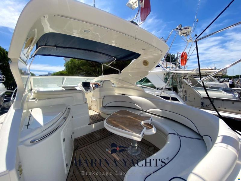 Platinum Yachts 40