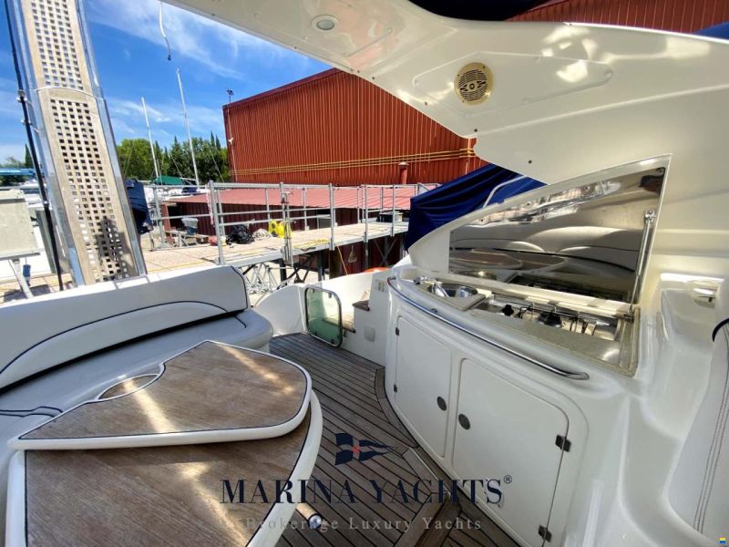 Platinum Yachts 40