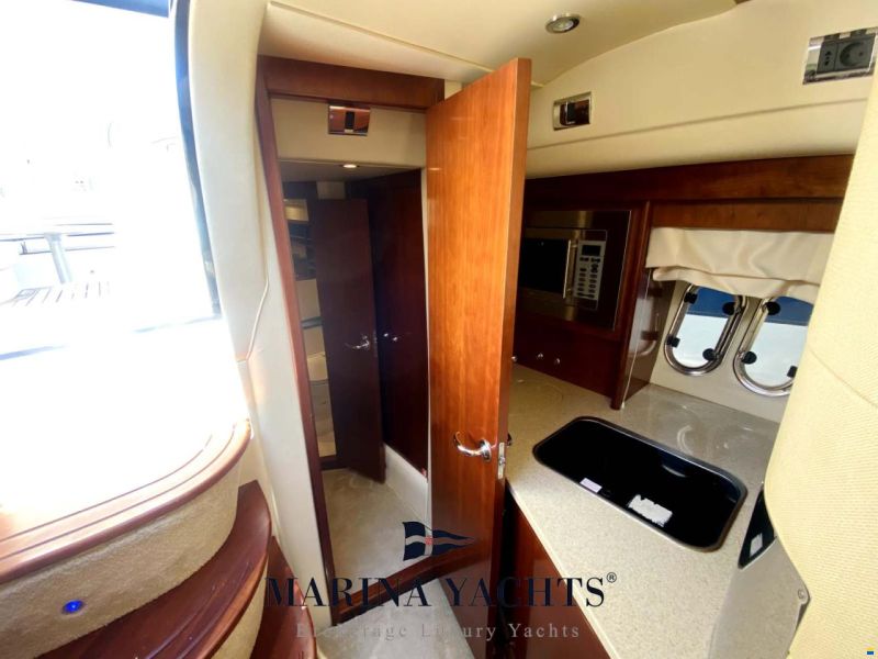 Platinum Yachts 40