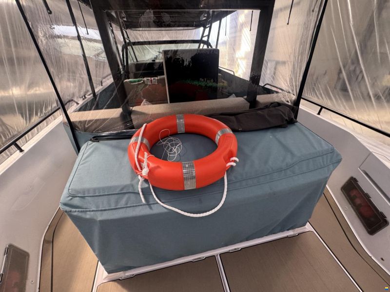 Axopar 37 Sun-Top - Lifting Points