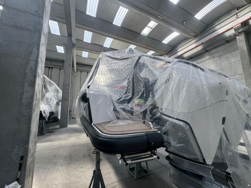 Axopar 37 Sun-Top - Lifting Points