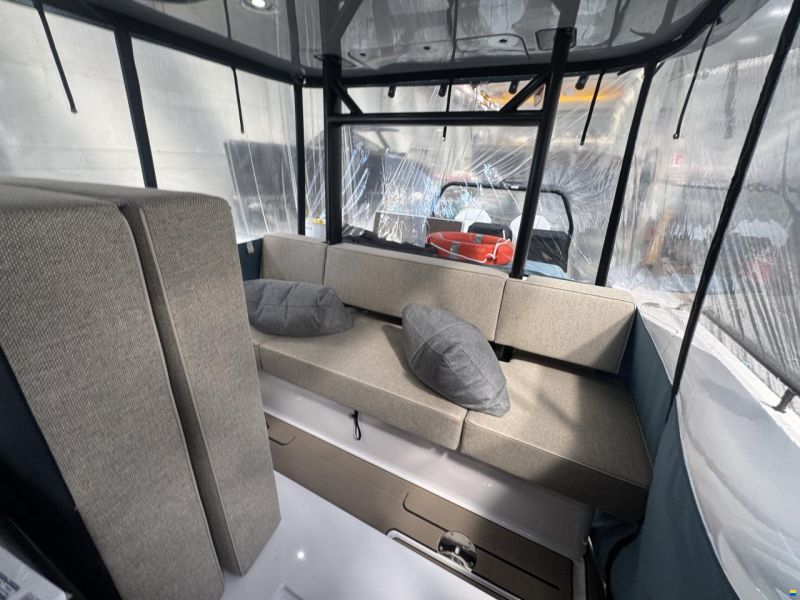 Axopar 37 Sun-Top - Lifting Points