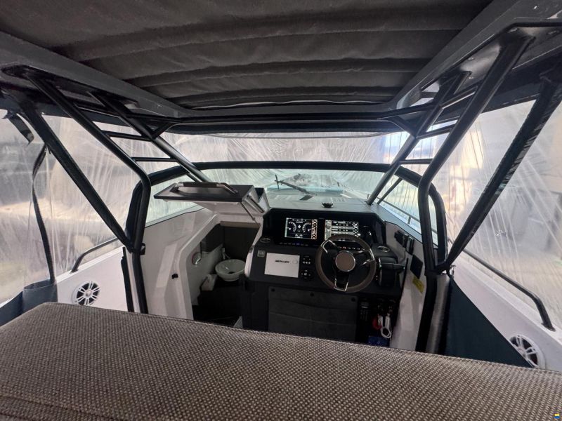 Axopar 37 Sun-Top - Lifting Points