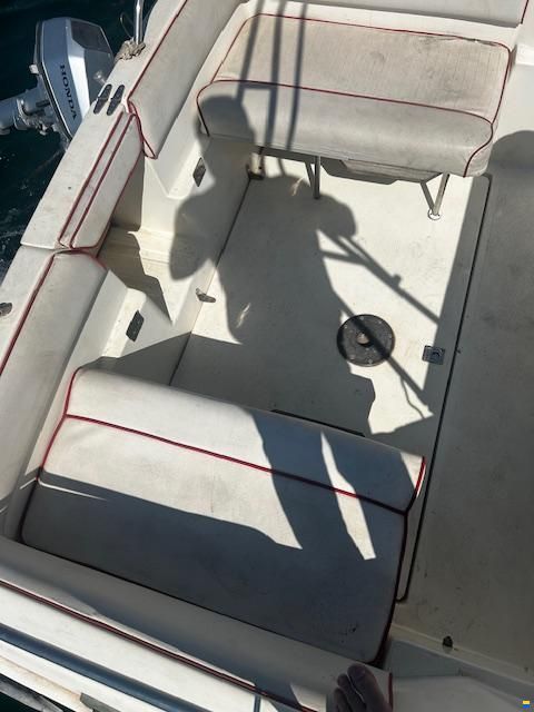 Sealine 218