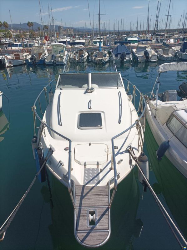 Sealine 218