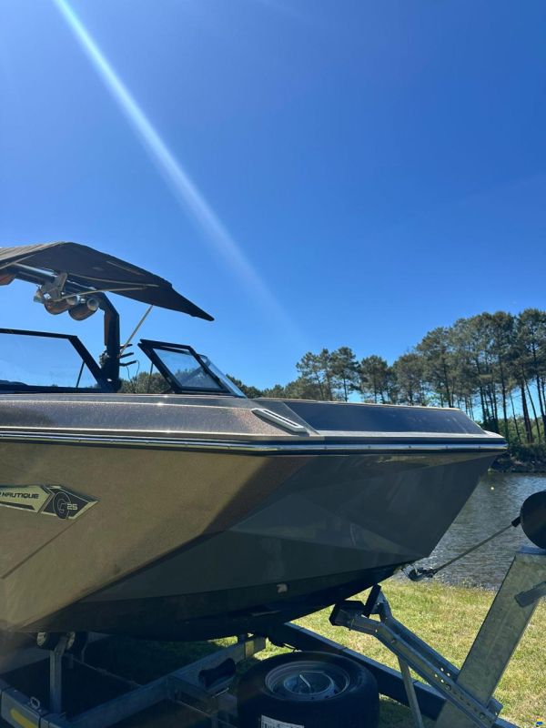 Nautique G25