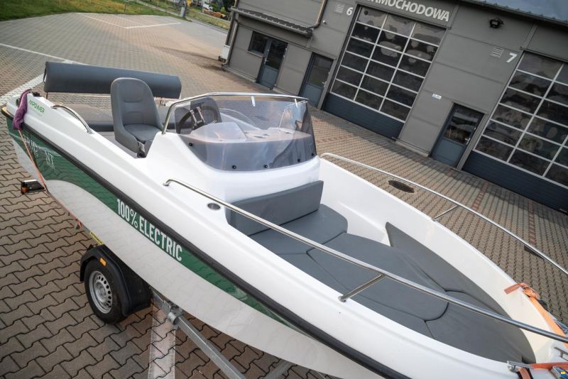Trident Boats 530 Sport