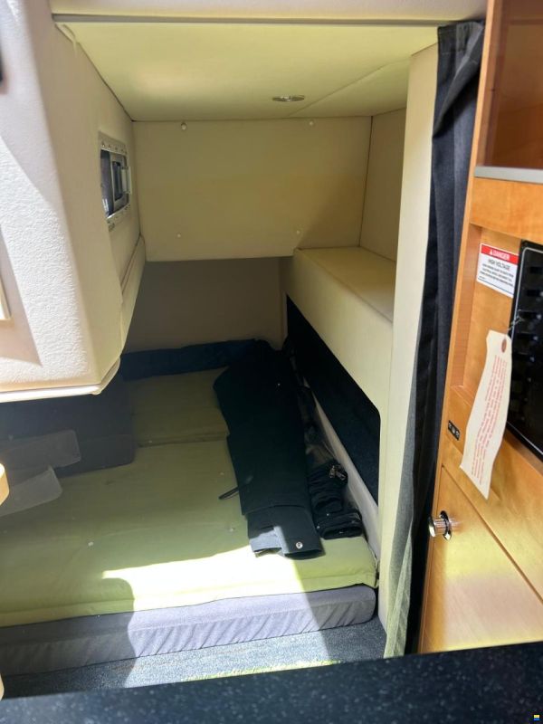 Bayliner Ciera 8