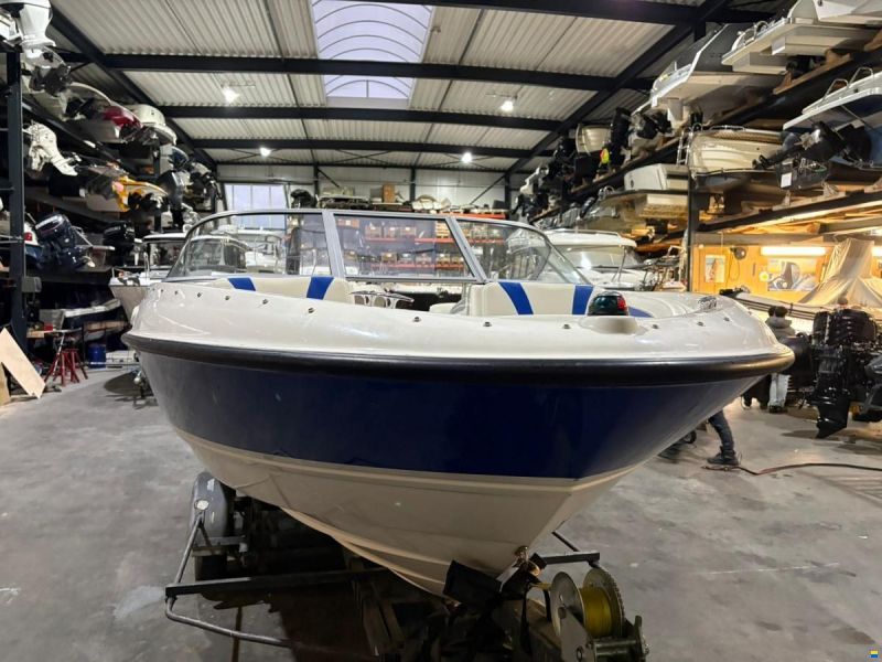 Bayliner 195 Bowrider Sport uitvoering