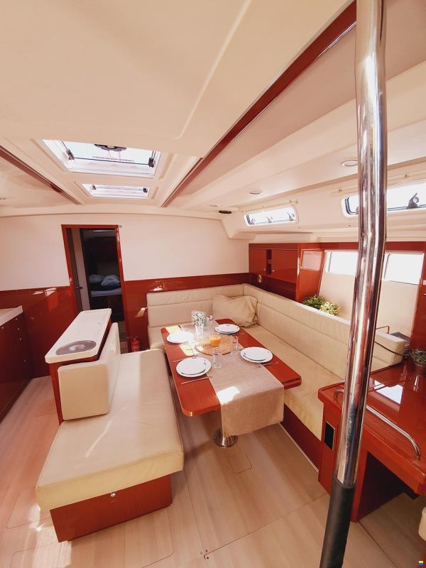 Hanse 505