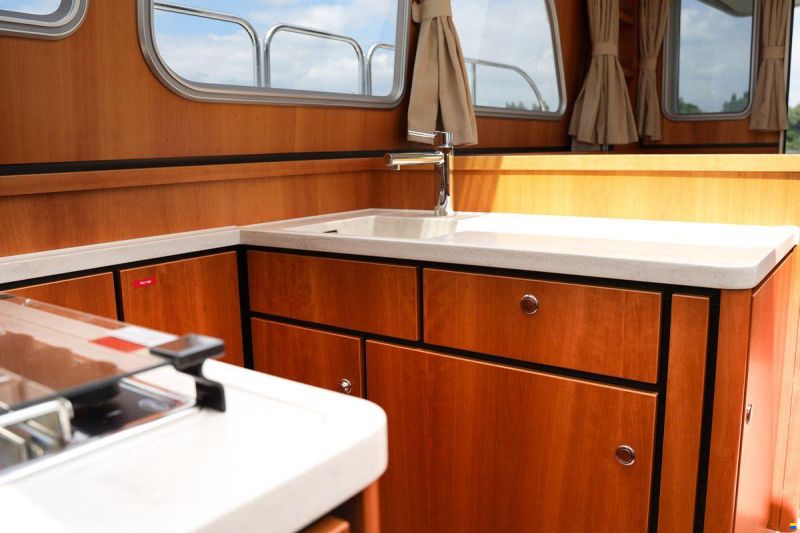 Linssen 40.0 sedan