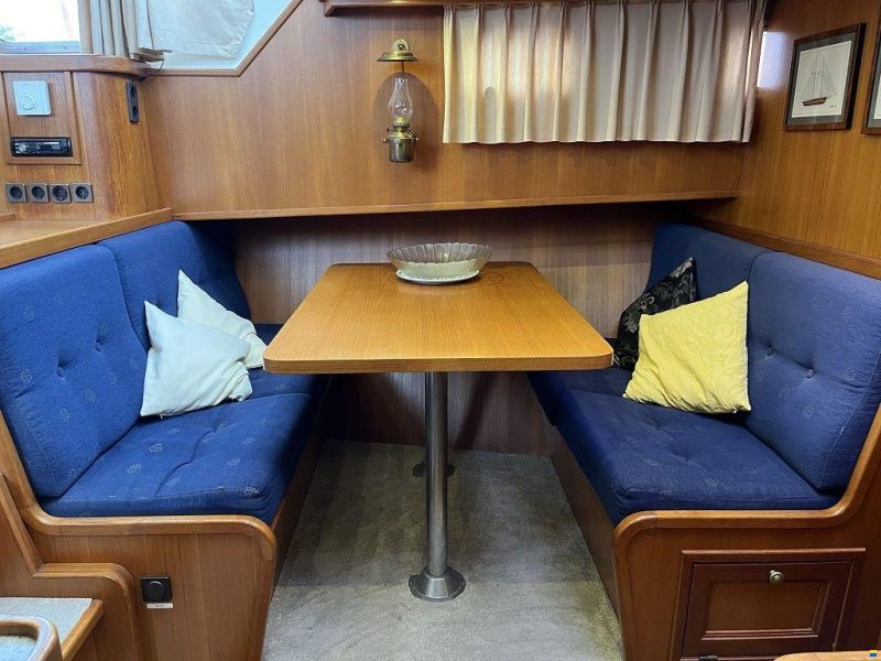 Blauwe Hand Trawler 1400