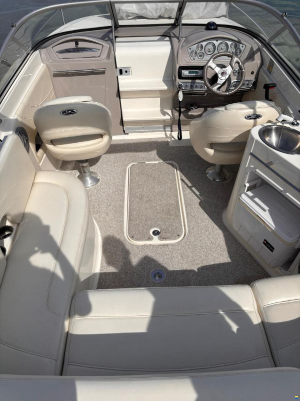 Maxum 2100 SC3
