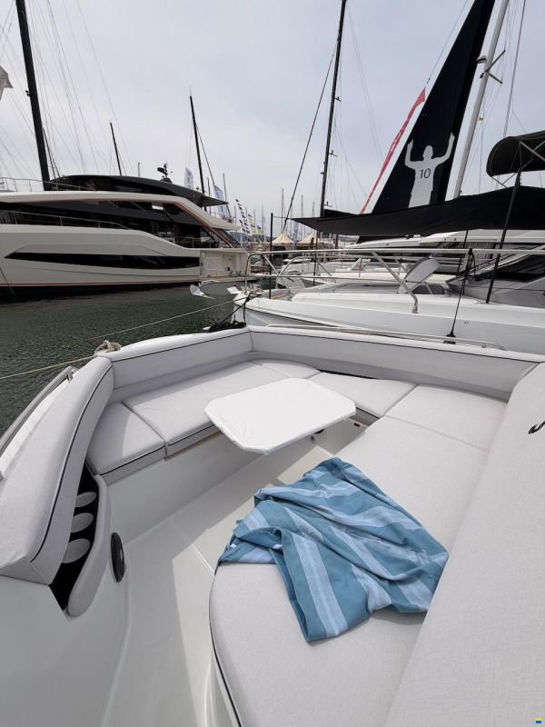 Beneteau GRAN TURISMO 35