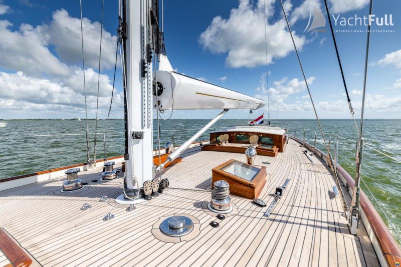 K&M Yachtbuilders Dykstra