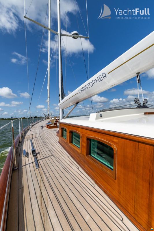 K&M Yachtbuilders Dykstra