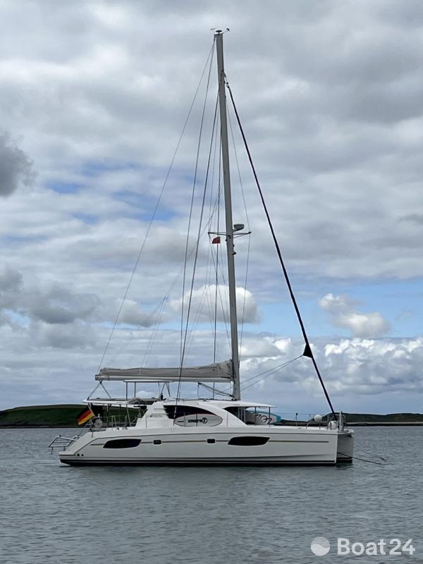 Robertson&Caine Leopard 44