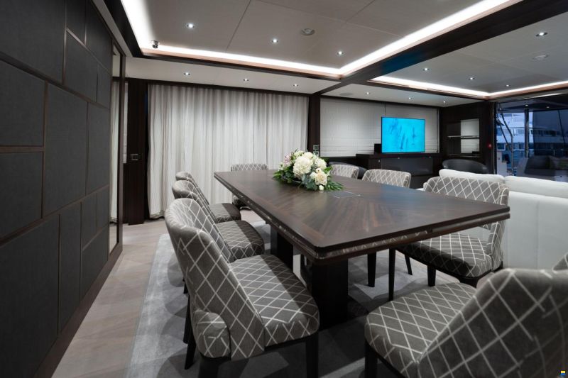 Sunseeker 95 Yacht