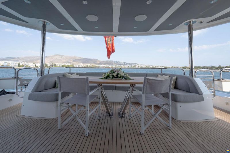 Sunseeker 95 Yacht