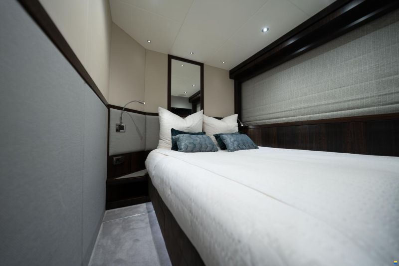 Sunseeker 95 Yacht