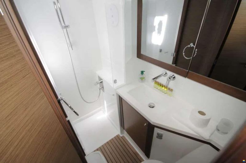 Lagoon 450 F