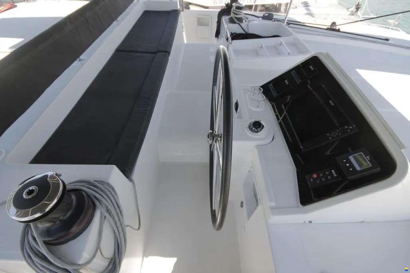 Lagoon 450 F