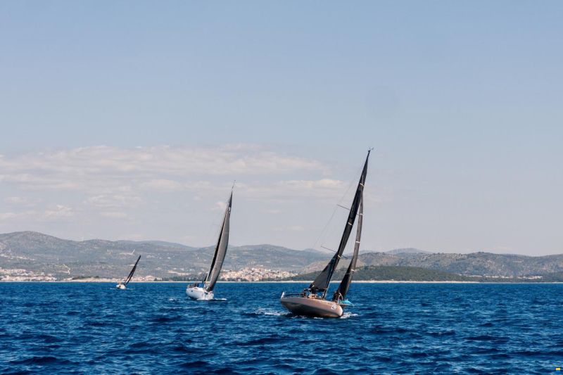 Aeolos Composites AP30