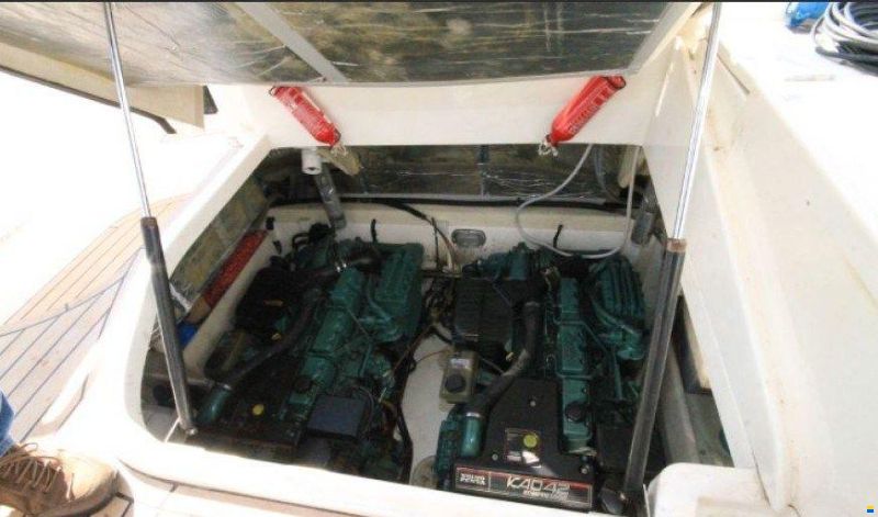 Sealine 360 AMBASSADOR