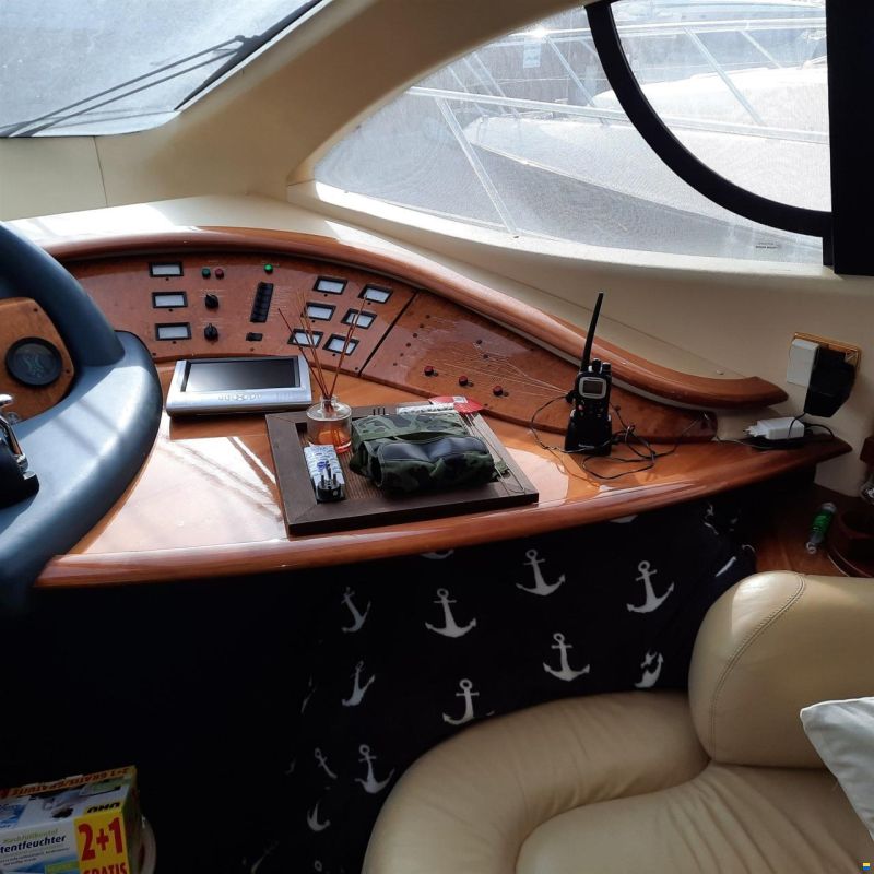 Azimut AZ 55