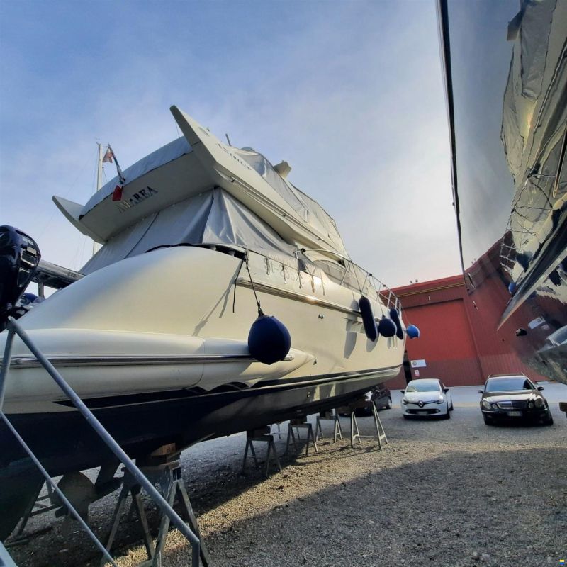 Azimut AZ 55