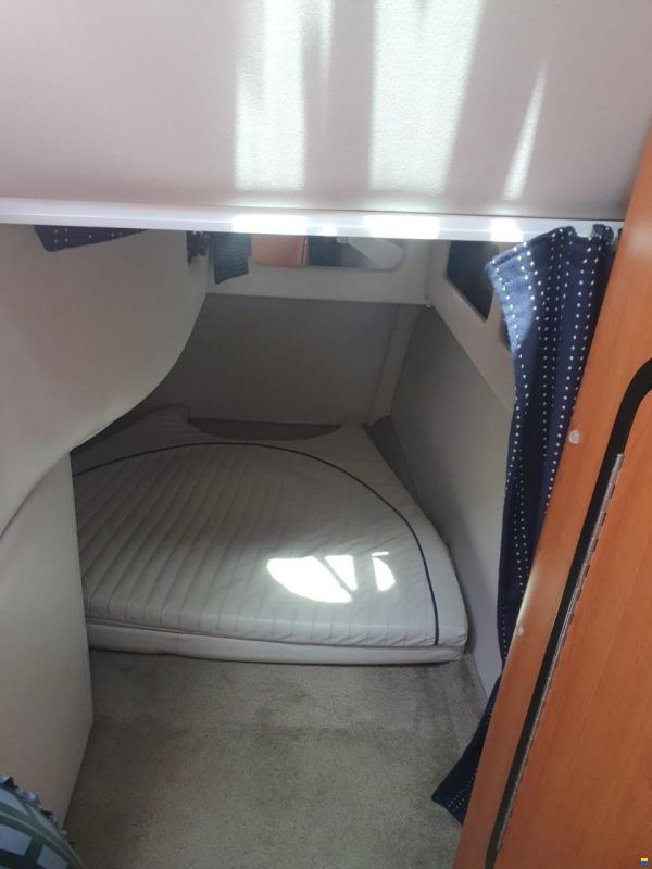 Crownline 270 CR