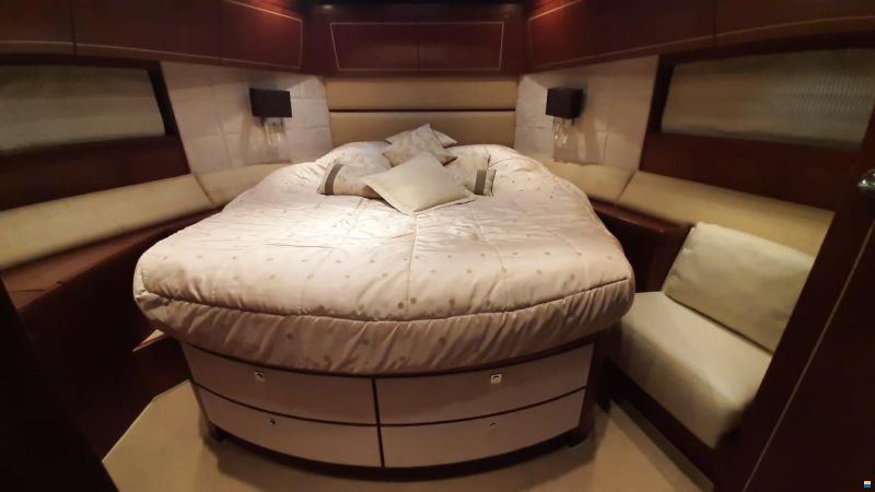 Galeon 530