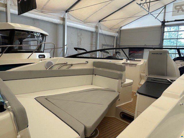 Quicksilver ACTIV 805 CRUISER