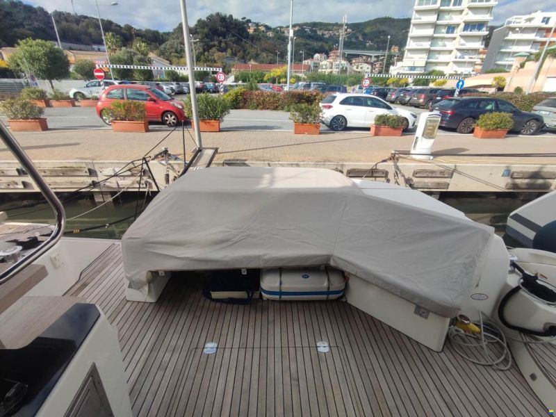 Cranchi E52S