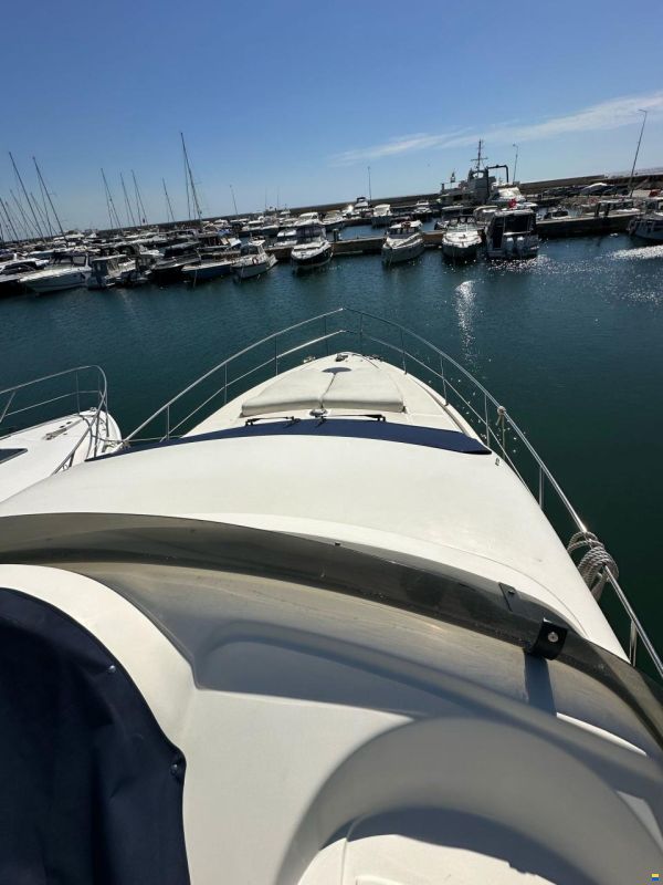 Azimut 46