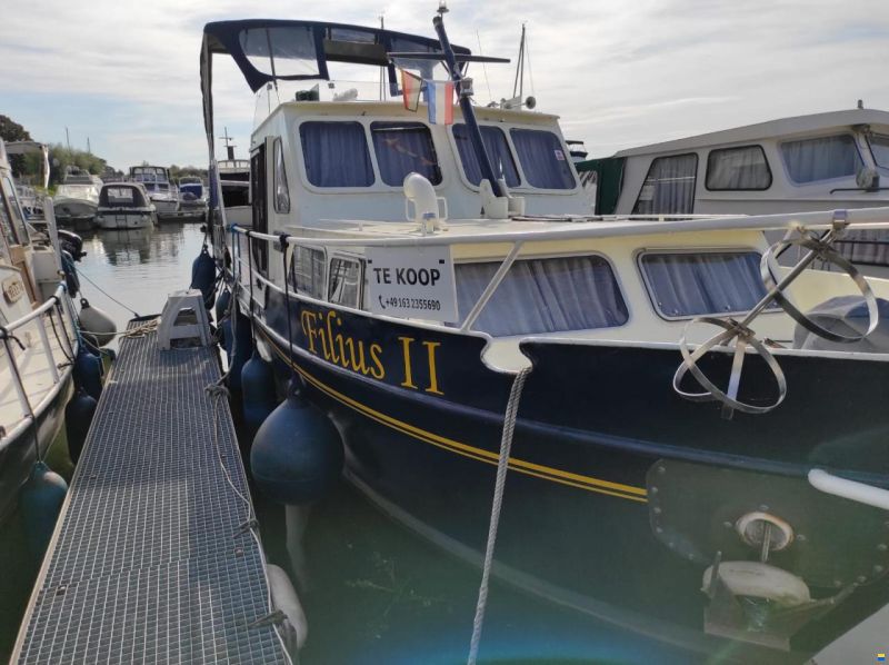Millboat geräumige Motorjacht