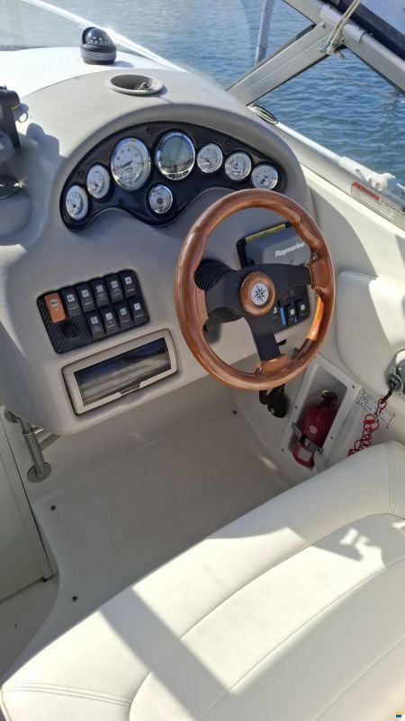 Stingray 240 CS