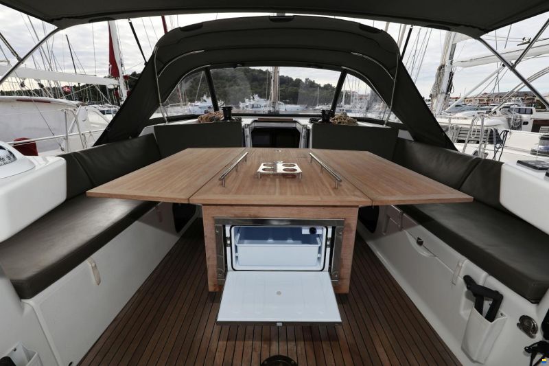Dufour 56 Exclusive