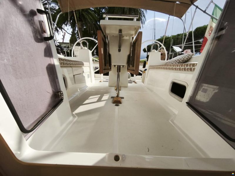 Beneteau Oceanis 35