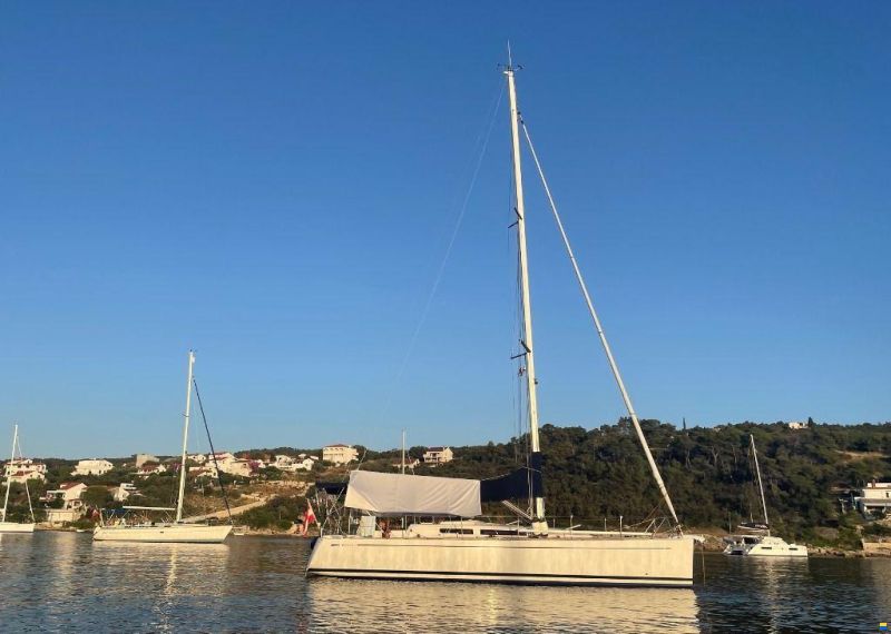 Cantiere Del Pardo GRAND SOLEIL 37 Be'C