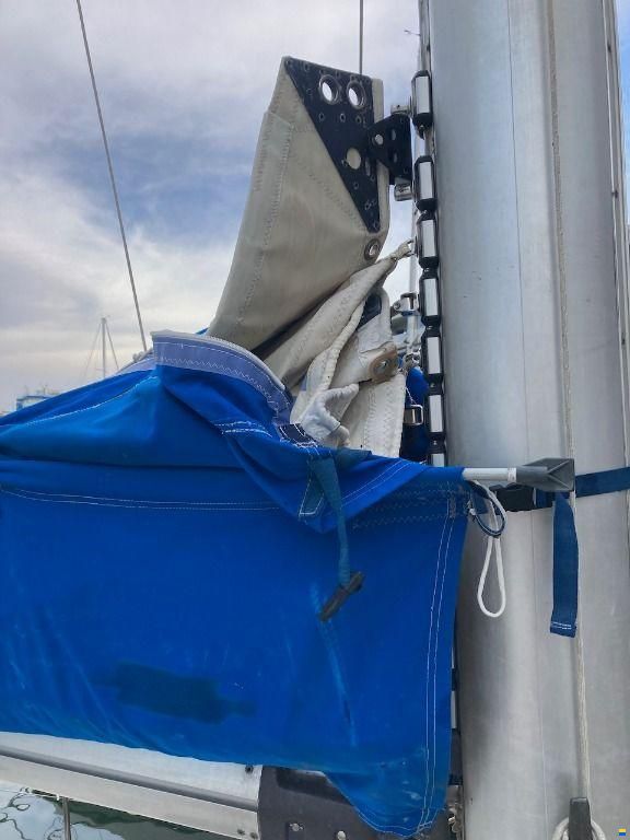 Hallberg-Rassy 352