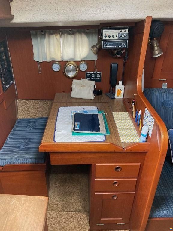 Hallberg-Rassy 352