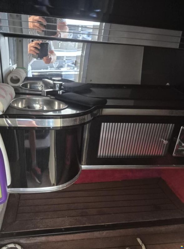 Wellcraft SCARAB 34 GRATIS HAUSLIEFERUNG CH