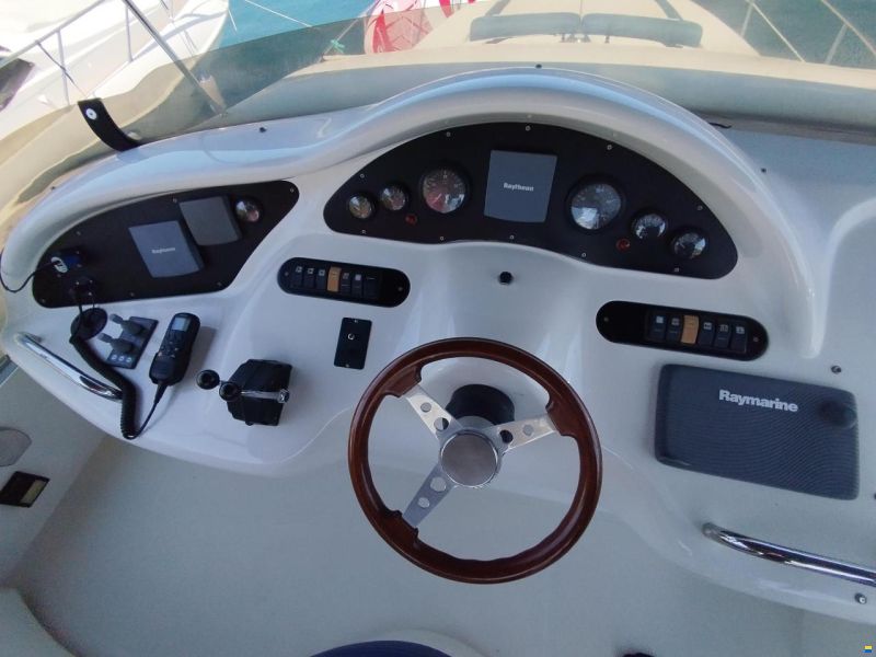 Azimut 46