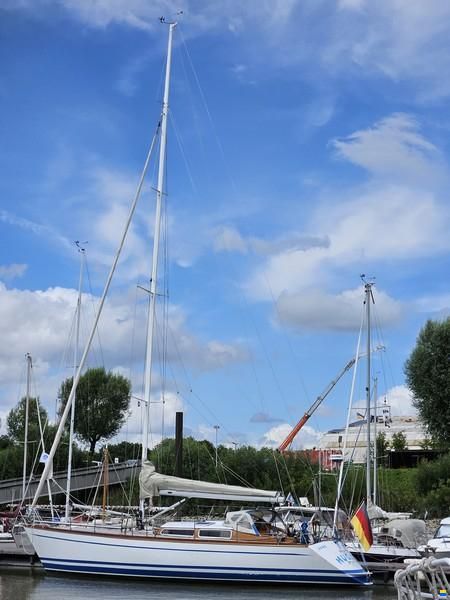 W.A. Steding SY HUGIN Steding