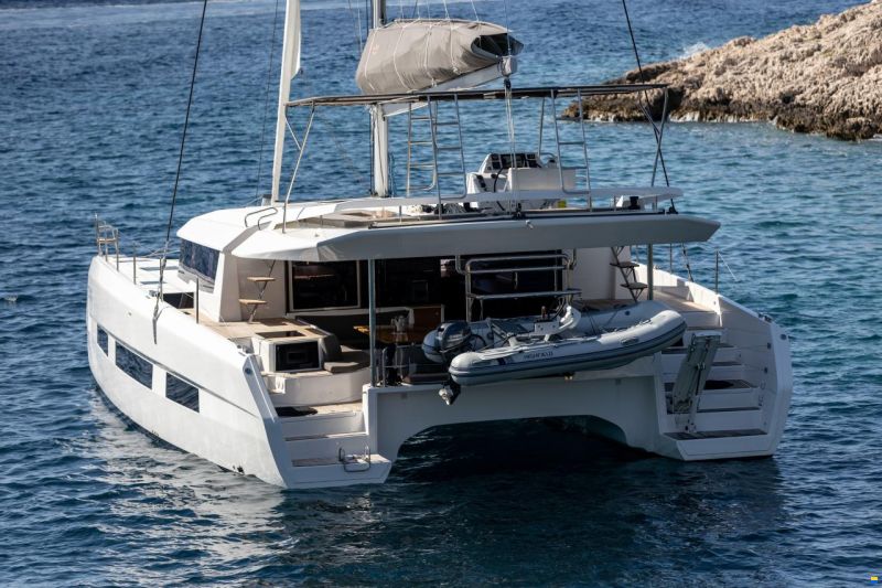 Dufour Catamarans 48