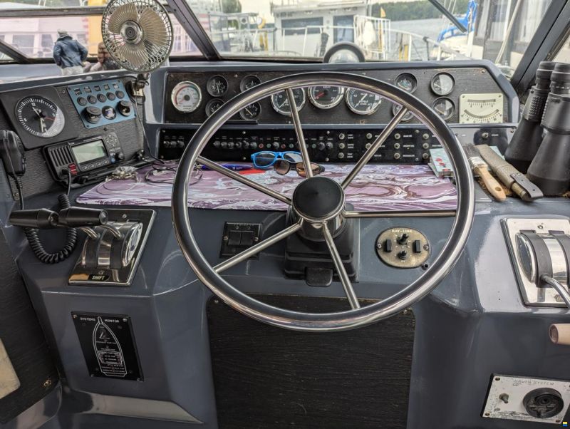 Sea Ray sundancer 420